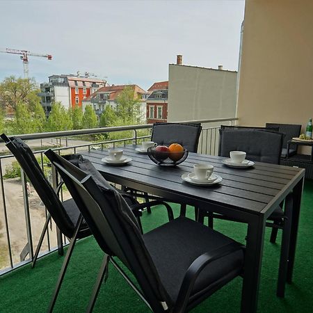 Apartmán "Hogulu" Brandenburg, Balkon, Neustadt, Kueche, Wassernaehe - Parkplatz Inklusive Brandenburg  Pokoj fotografie