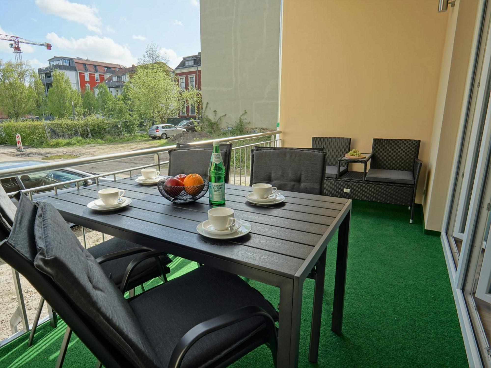 Apartmán "Hogulu" Brandenburg, Balkon, Neustadt, Kueche, Wassernaehe - Parkplatz Inklusive Brandenburg  Pokoj fotografie
